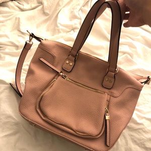 Urban Expressions - over the shoulder/ crossbody